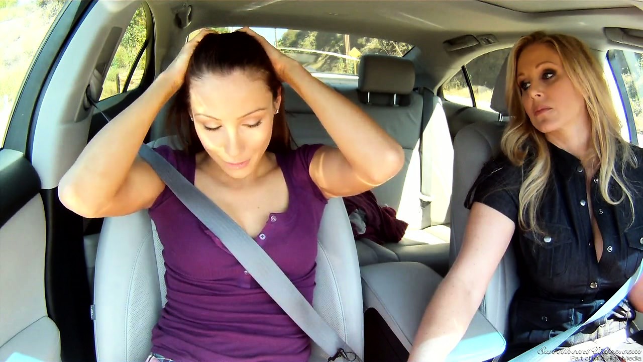 Backseat Car Sex - Free High Defenition Mobile Porn Video - Two Young Lesbians Park Their Car  To Have Sex In The Backseat - - HD21.com